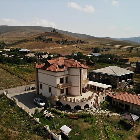 Tsaghkunq Guest House Севан Экстерьер фото