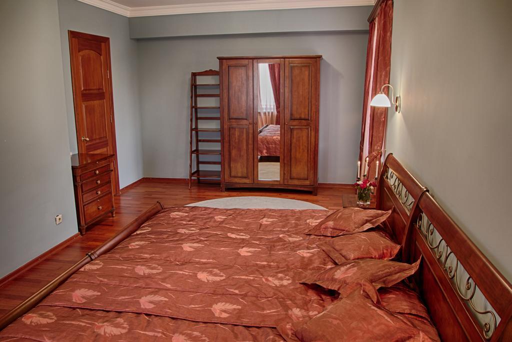 Tsaghkunq Guest House Севан Экстерьер фото