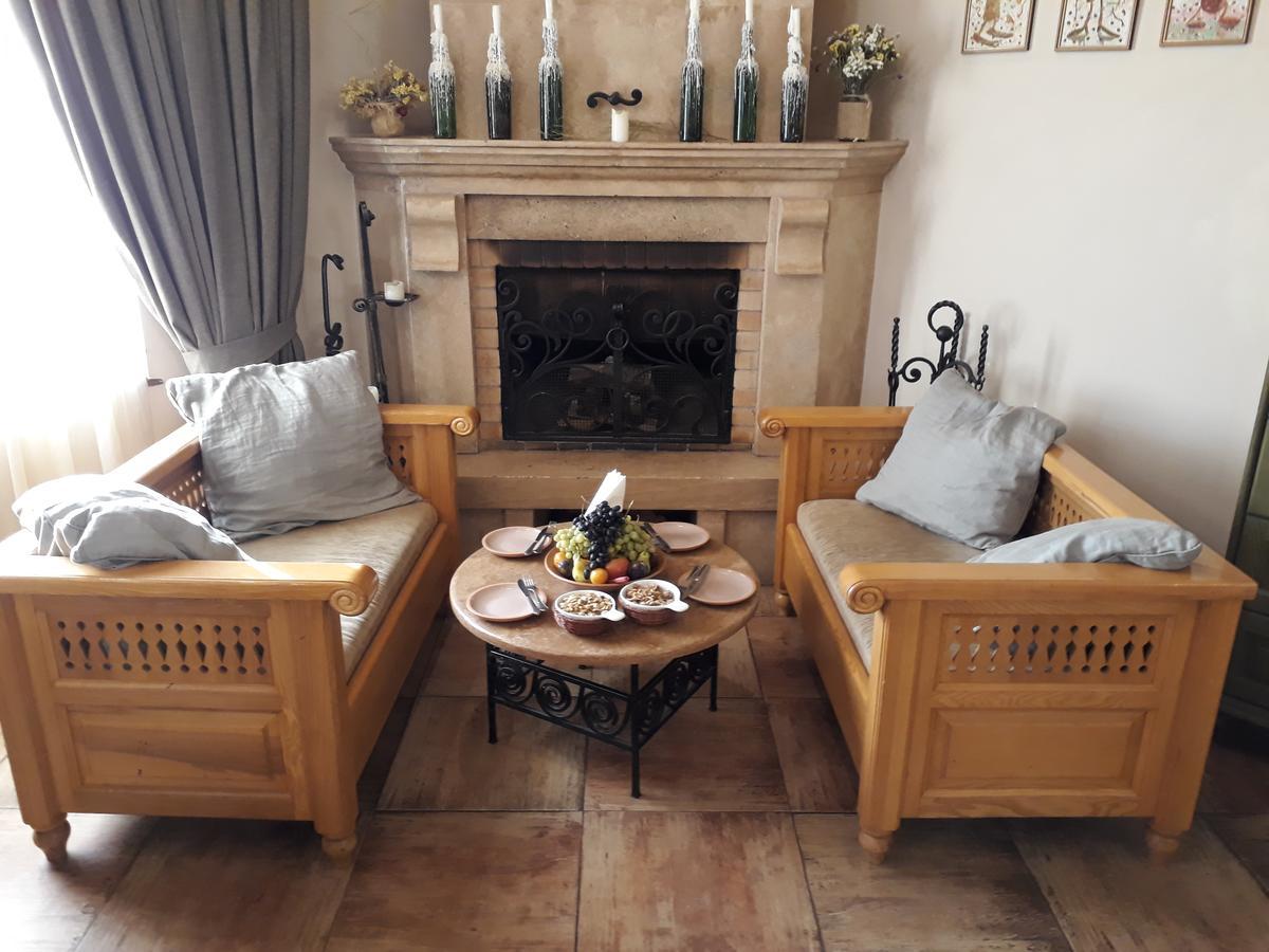 Tsaghkunq Guest House Севан Экстерьер фото