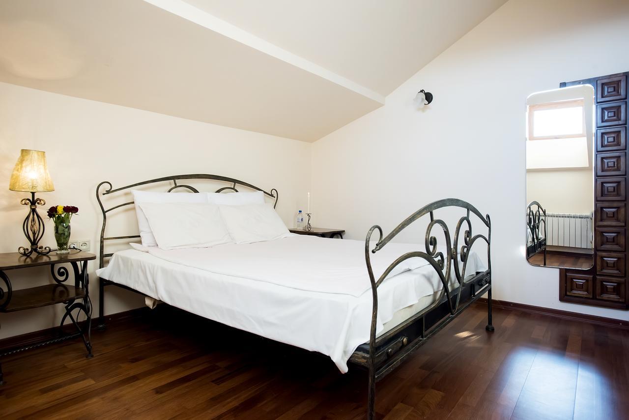 Tsaghkunq Guest House Севан Экстерьер фото